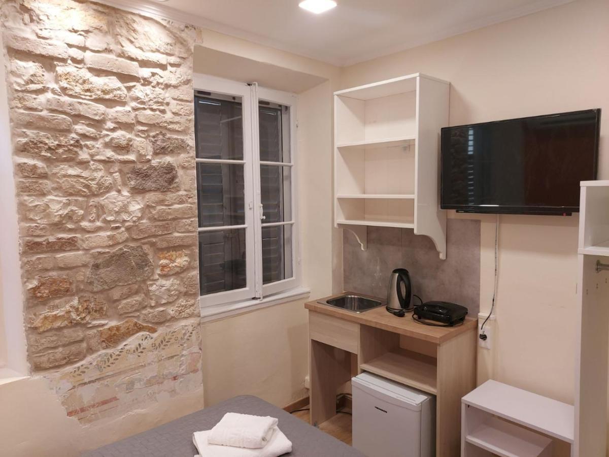 Апартаменты Corcyra Microflat In Old Town Corfu  Экстерьер фото